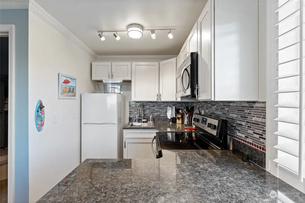 839 Tidelands Court NW Ocean Shores WA 98569