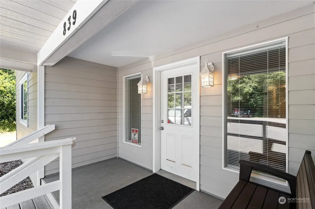 839 Tidelands Court NW Ocean Shores WA 98569