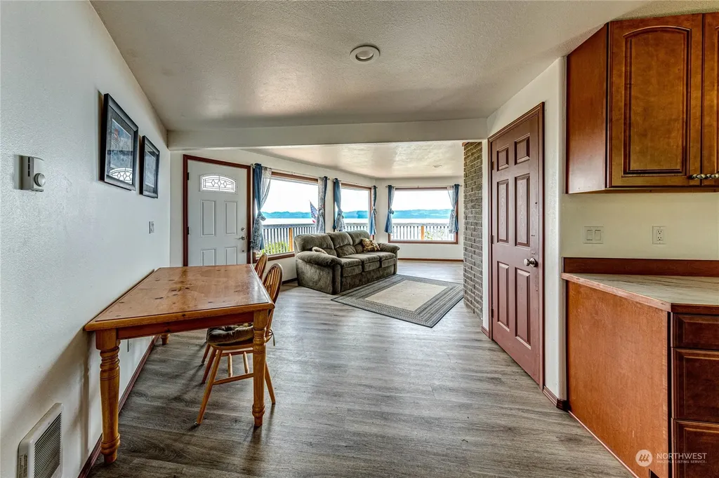 14568 Highway 112 Sekiu WA 98381