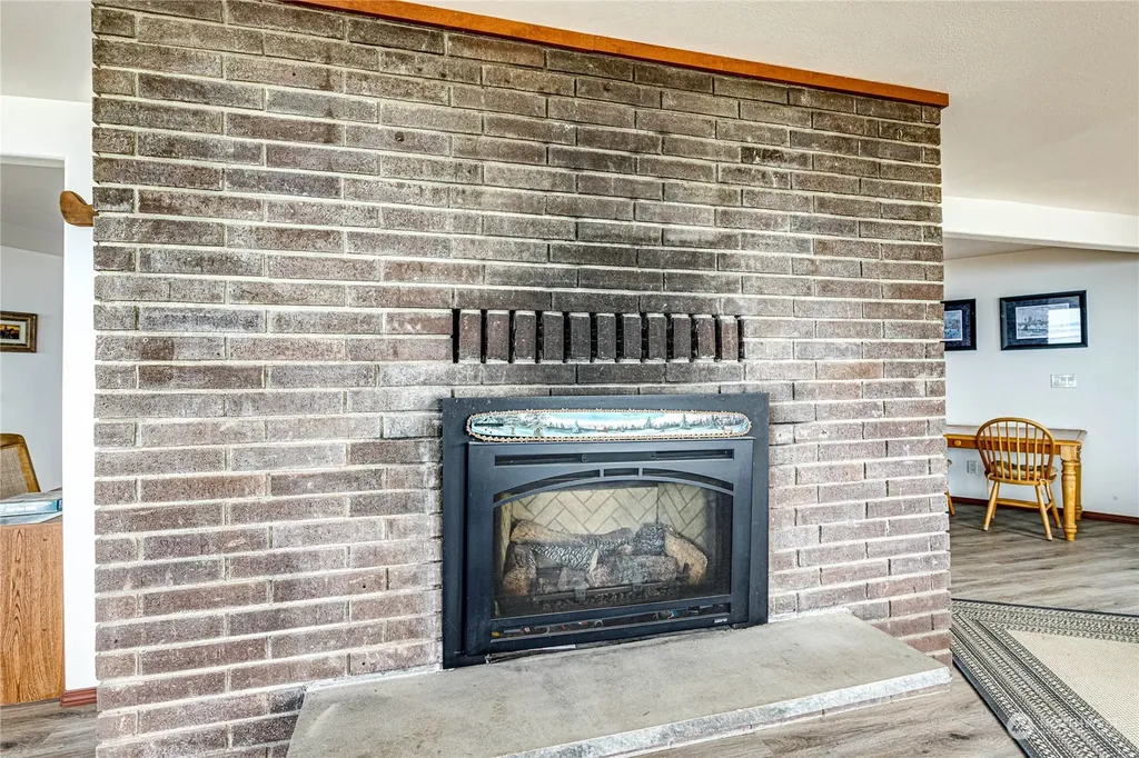 14568 Highway 112 Sekiu WA 98381