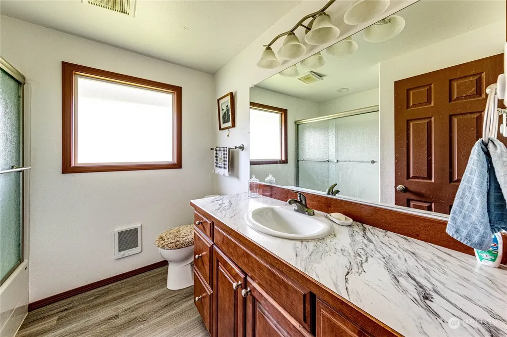14568 Highway 112 Sekiu WA 98381