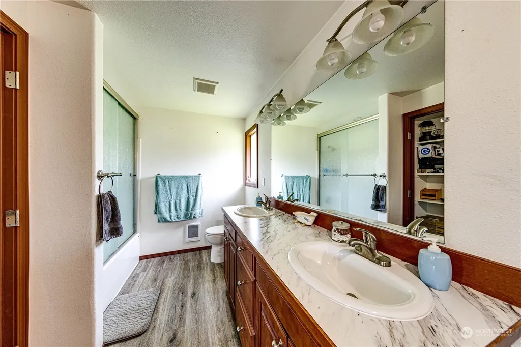 14568 Highway 112 Sekiu WA 98381