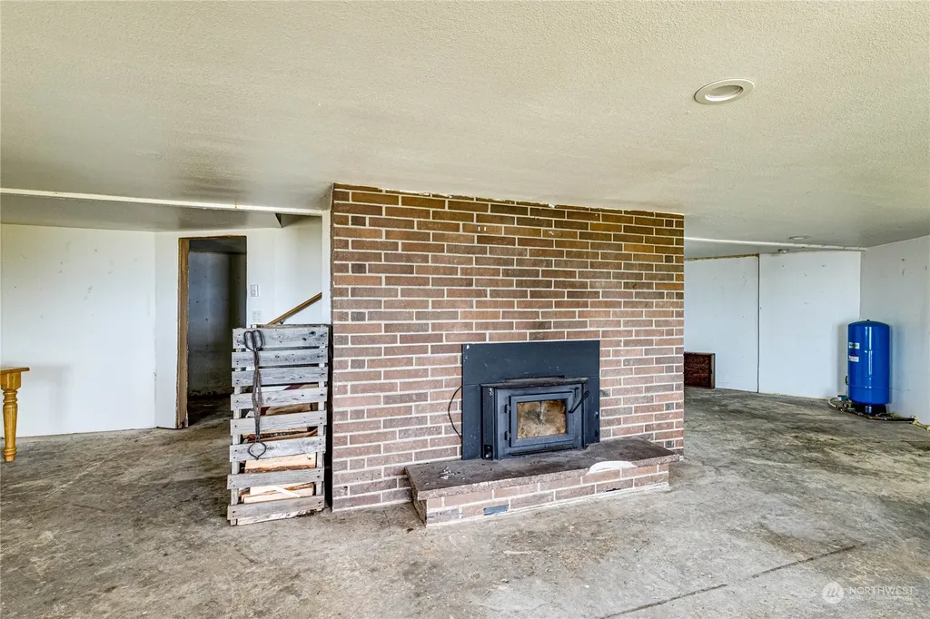 14568 Highway 112 Sekiu WA 98381
