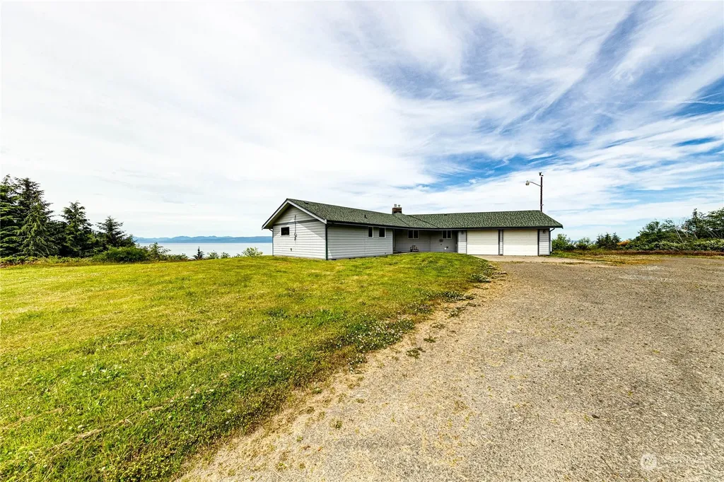 14568 Highway 112 Sekiu WA 98381