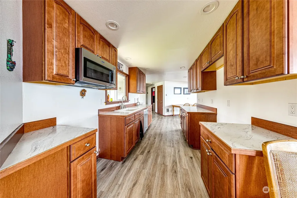 14568 Highway 112 Sekiu WA 98381