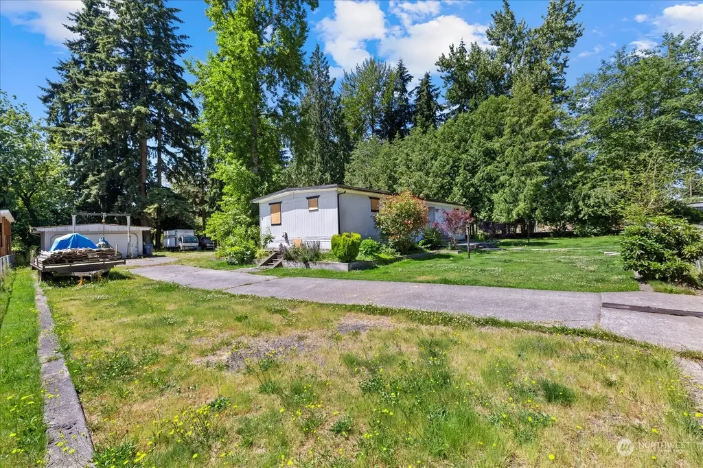 308 120th Street SE Everett WA 98208
