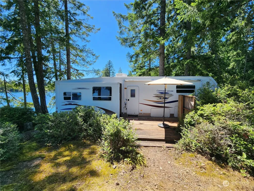 126 Handley Lane Brinnon WA 98320