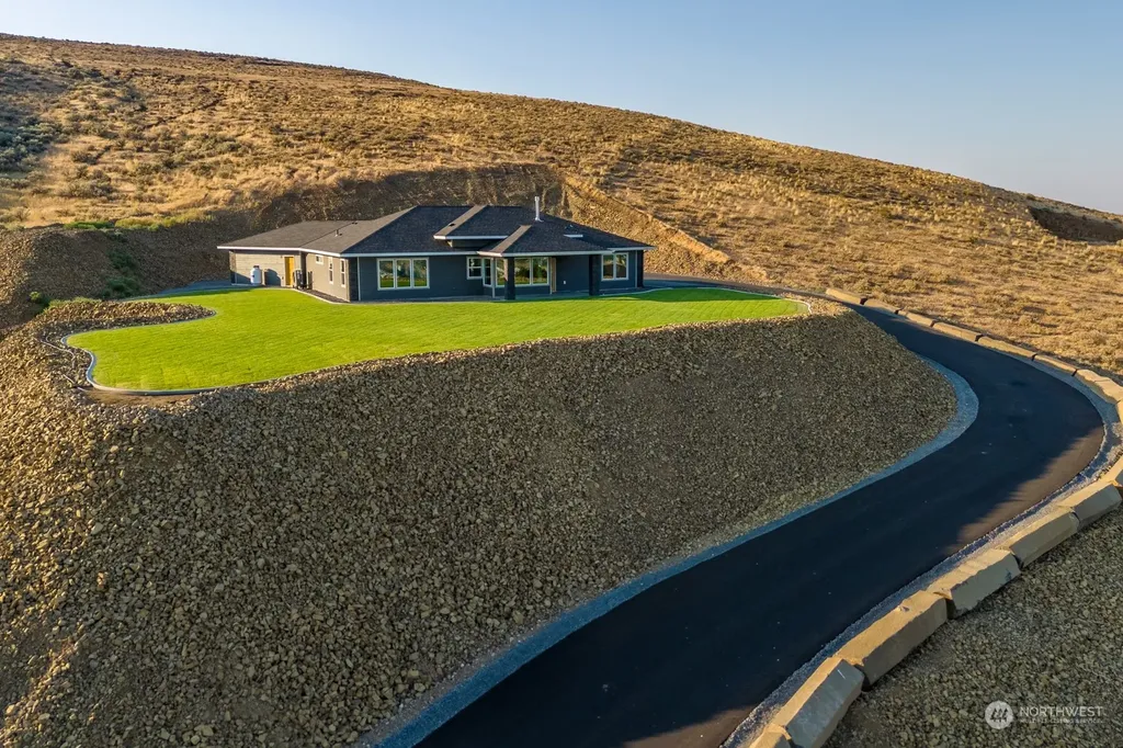532 Jadehurst Drive Ephrata WA 98823