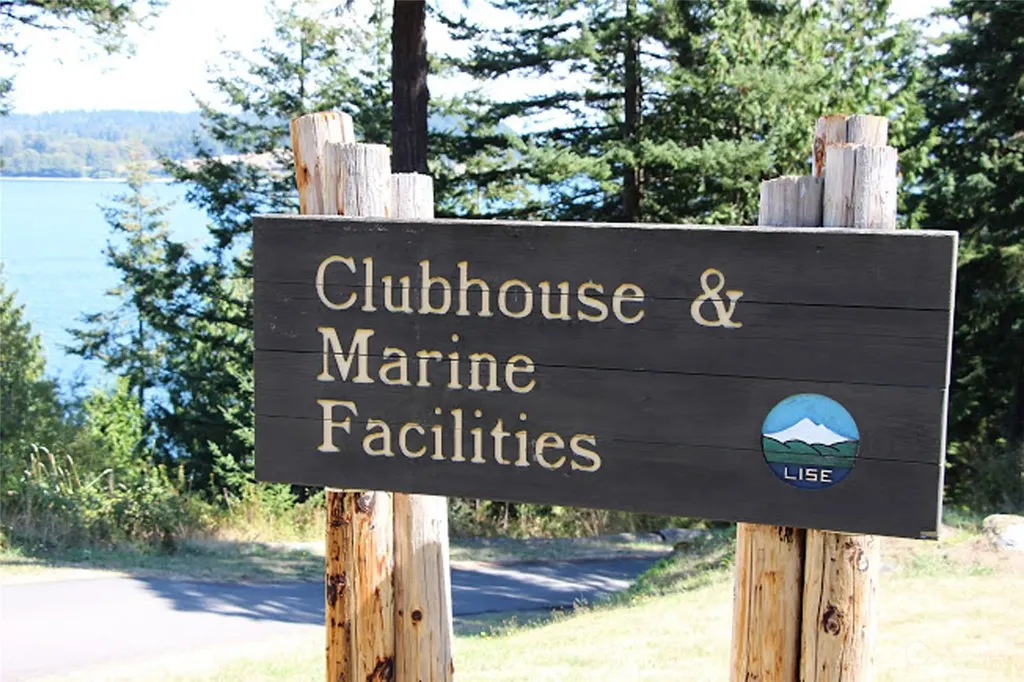 2948 Dogwood Terrace Lummi Island WA 98262