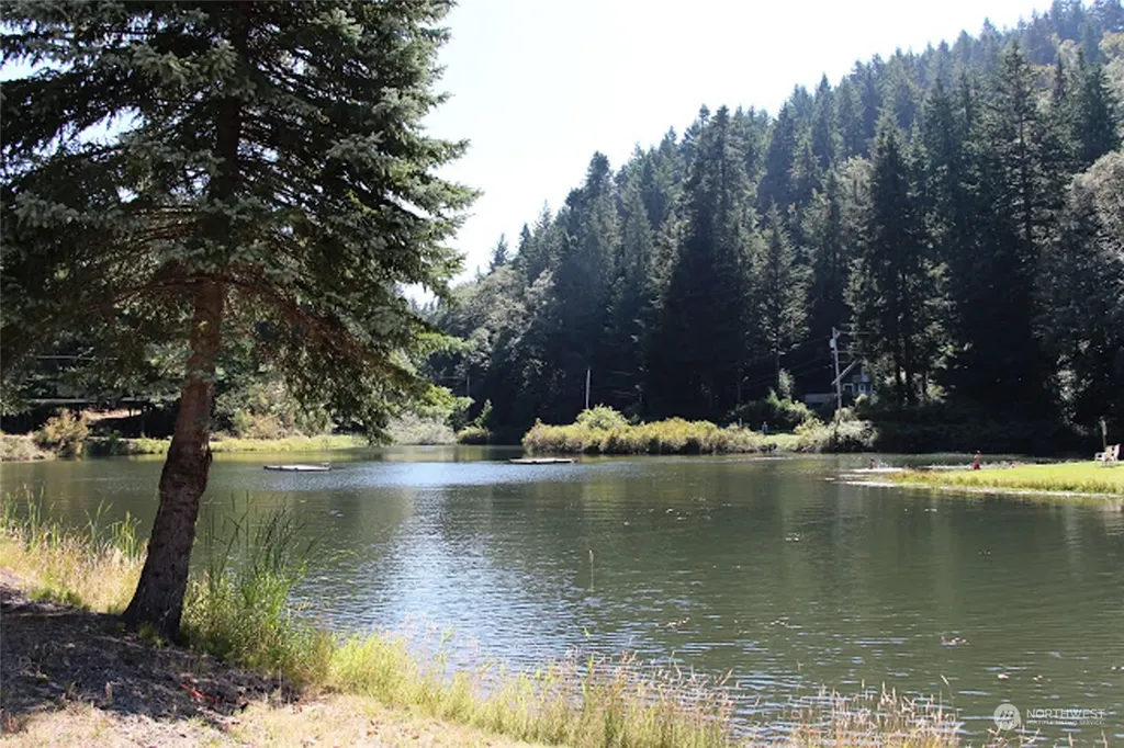 2948 Dogwood Terrace Lummi Island WA 98262
