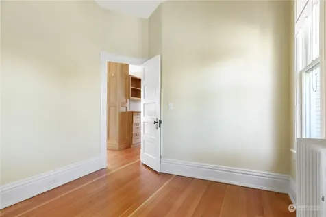 1199 SE Dock Street Oak Harbor WA 98277