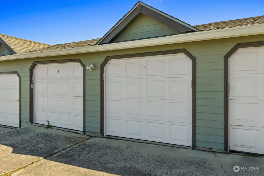 1443 Ocean Shores Boulevard SW Ocean Shores WA 98569