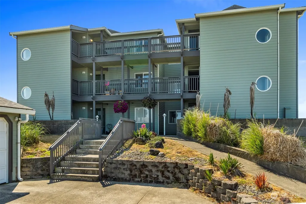 1443 Ocean Shores Boulevard SW Ocean Shores WA 98569