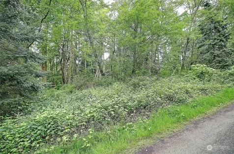 1800 Amber View Place Camano Island WA 98282