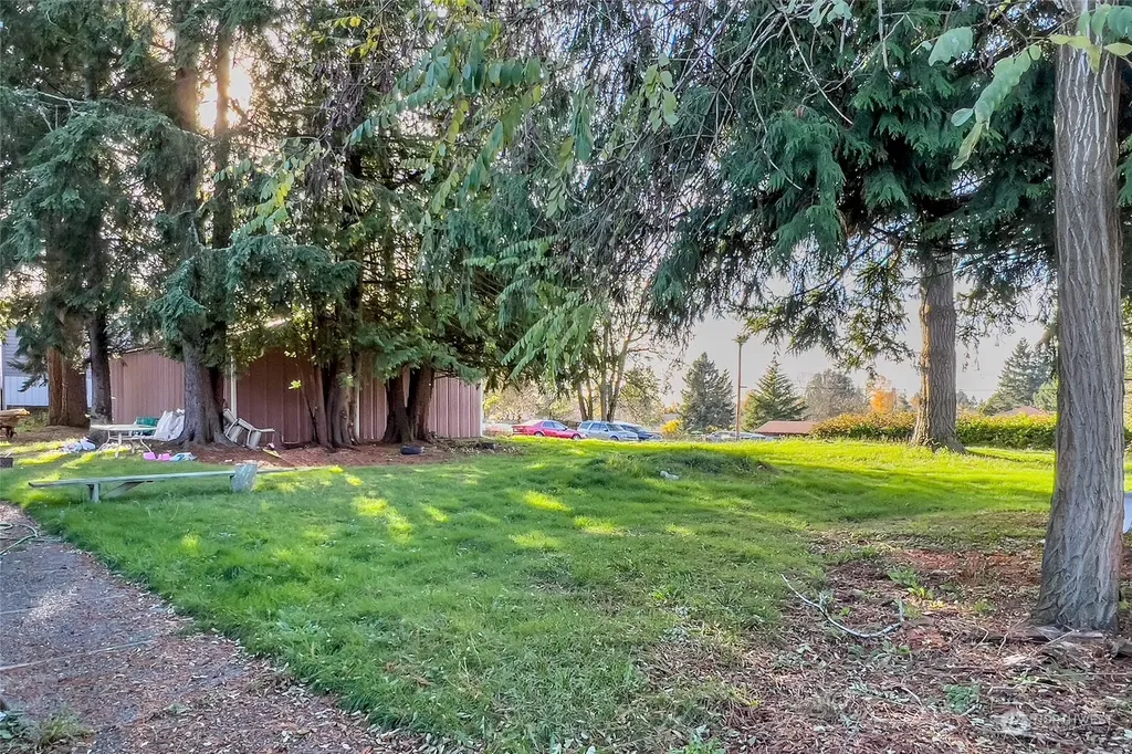 19411 108th Avenue SE Renton WA 98055