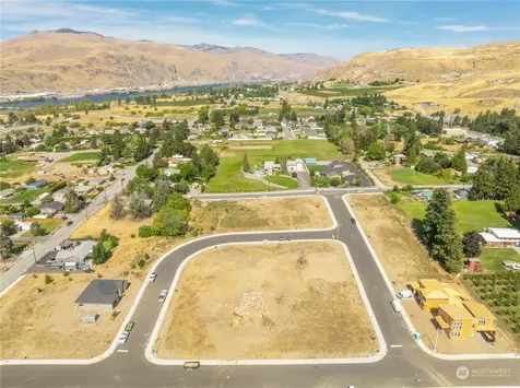 3234 NW Chadwick (Lot 25) Loop East Wenatchee WA 98802