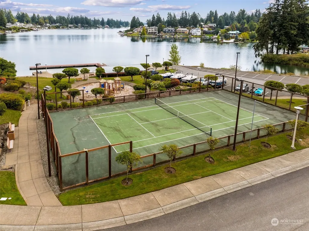 1828 176th Avenue E Lake Tapps WA 98391