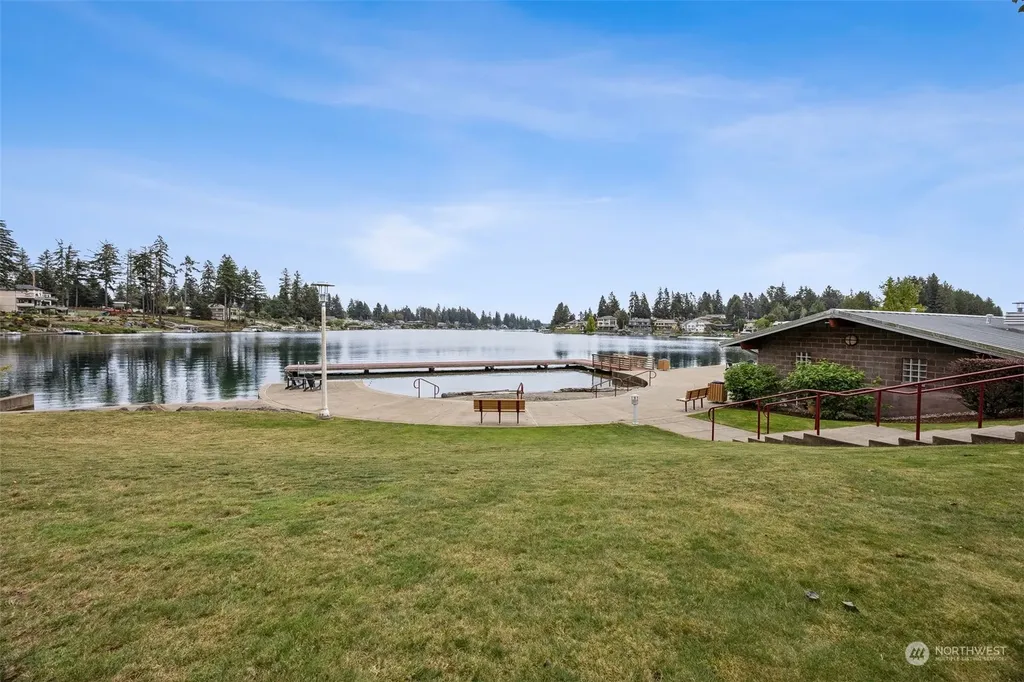 1828 176th Avenue E Lake Tapps WA 98391