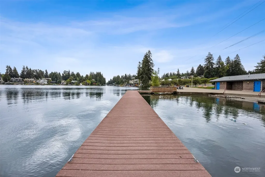 1828 176th Avenue E Lake Tapps WA 98391