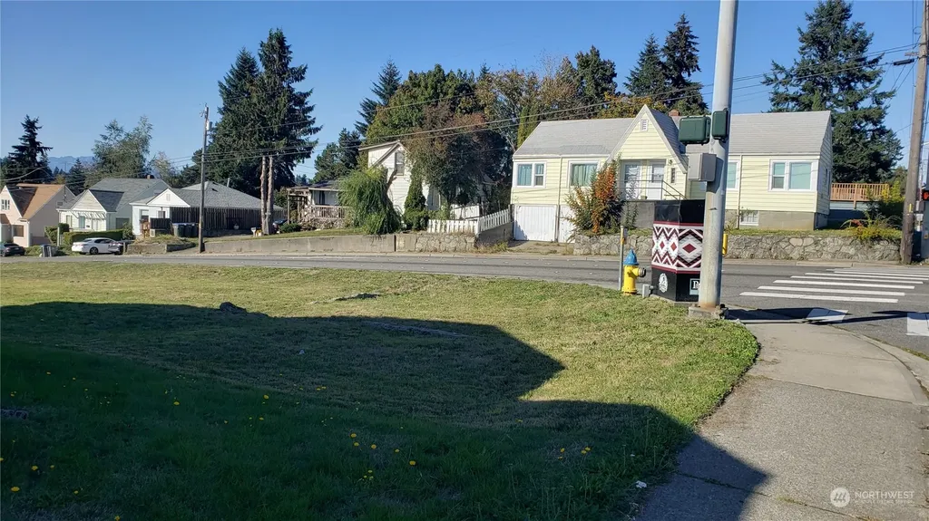 10 Naval Avenue Bremerton WA 98312