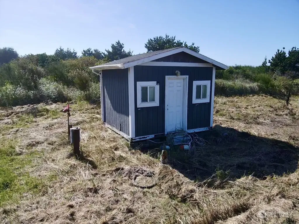 2081 State Route 105 Highway Grayland WA 98547