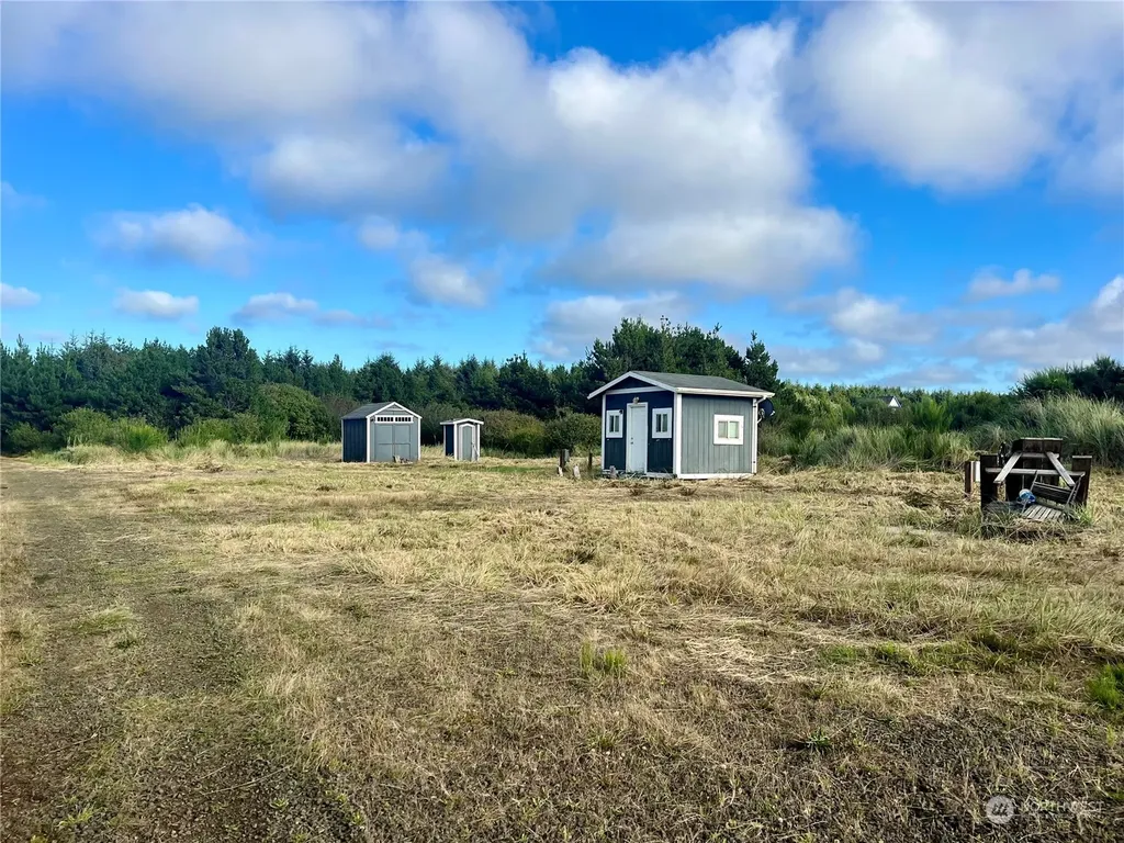 2081 State Route 105 Highway Grayland WA 98547