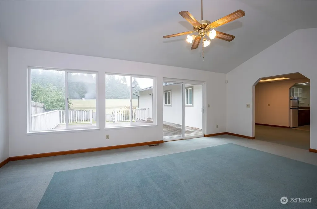8908 Key Peninsula Highway NW Gig Harbor WA 98349