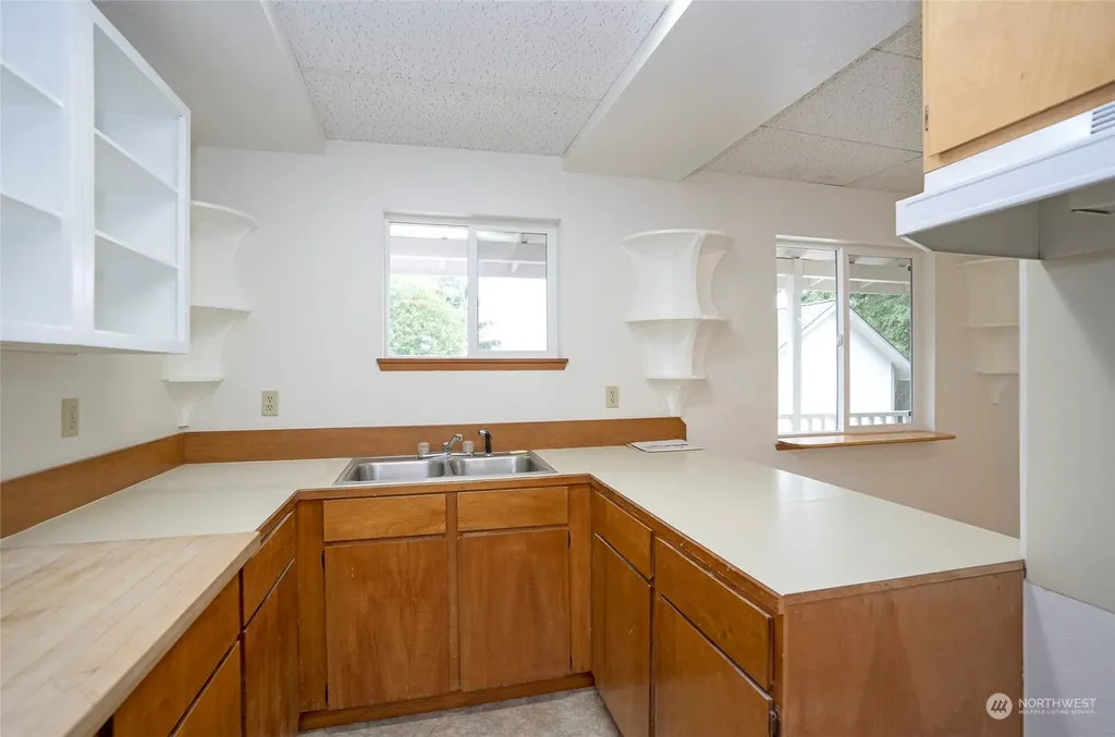 8908 Key Peninsula Highway NW Gig Harbor WA 98349