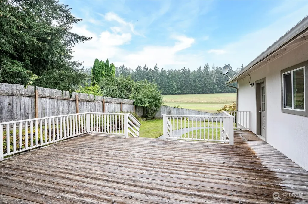 8908 Key Peninsula Highway NW Gig Harbor WA 98349