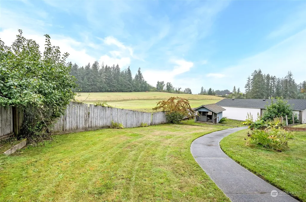 8908 Key Peninsula Highway NW Gig Harbor WA 98349