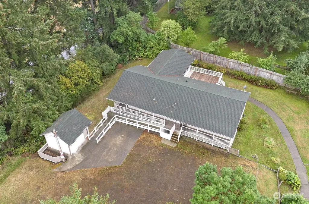 8908 Key Peninsula Highway NW Gig Harbor WA 98349