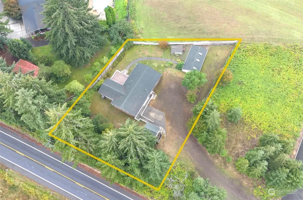8908 Key Peninsula Highway NW Gig Harbor WA 98349