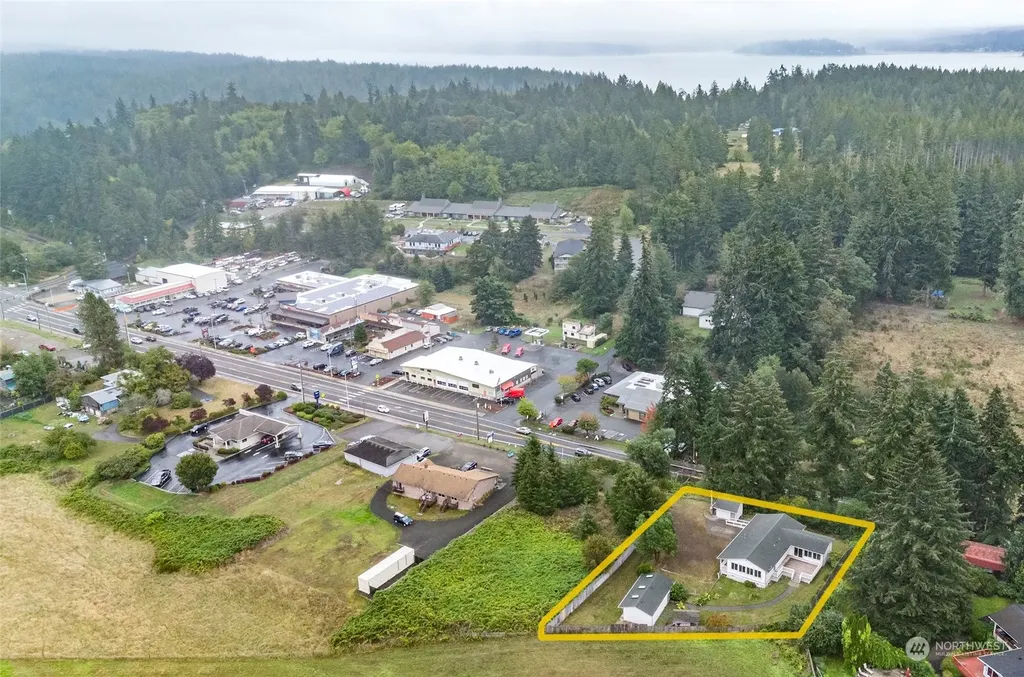 8908 Key Peninsula Highway NW Gig Harbor WA 98349