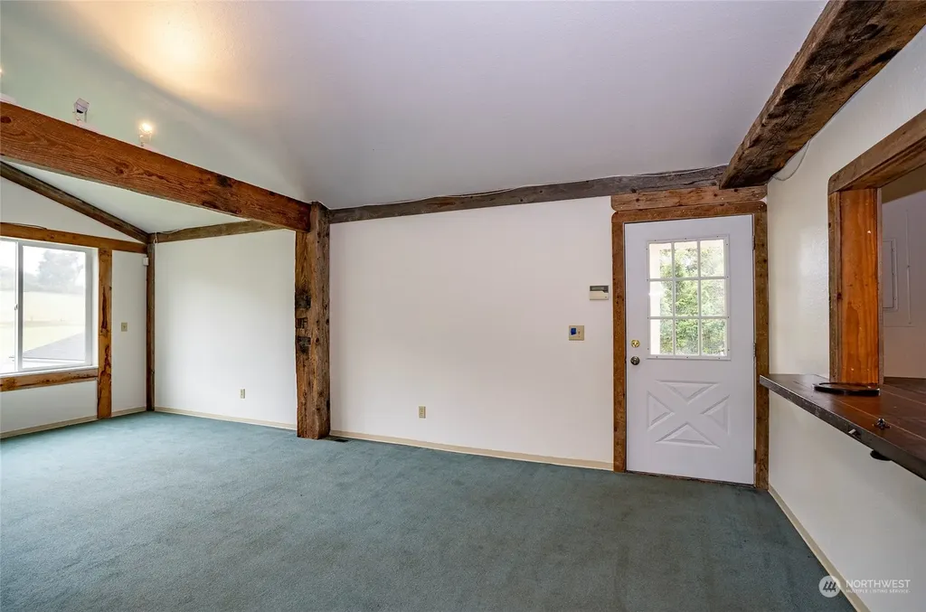 8908 Key Peninsula Highway NW Gig Harbor WA 98349