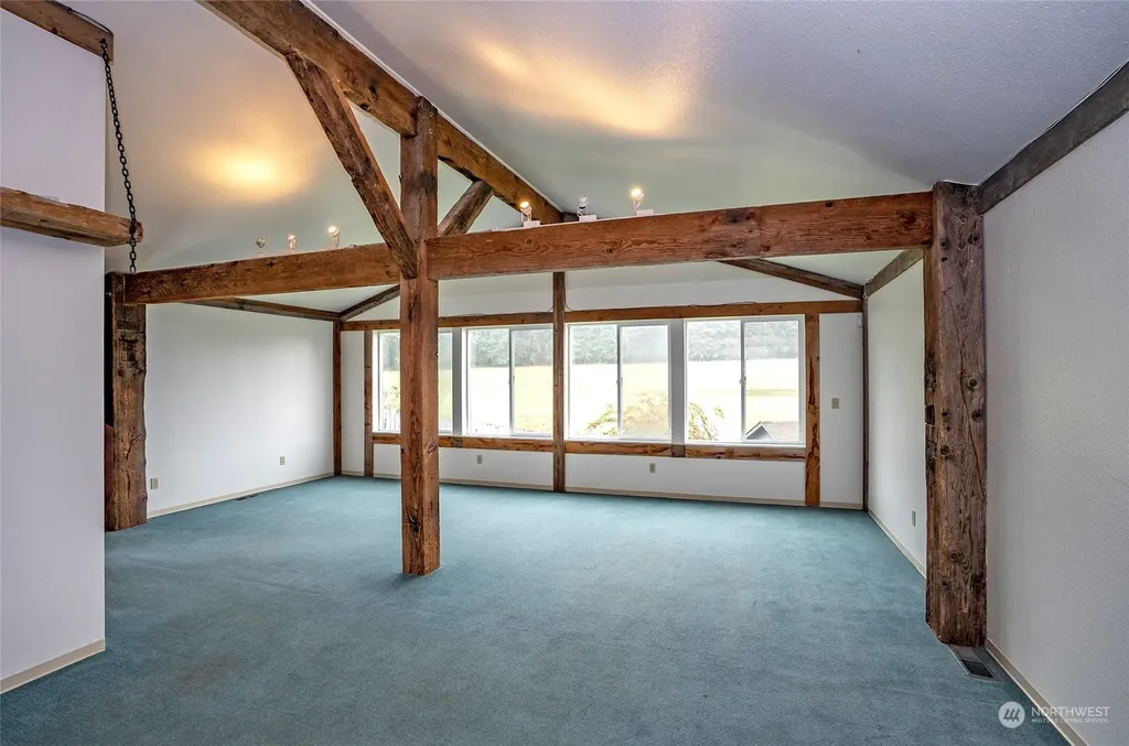 8908 Key Peninsula Highway NW Gig Harbor WA 98349