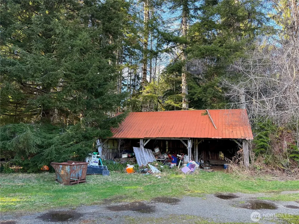 3190 E Hoquiam Road Hoquiam WA 98550