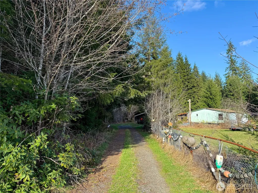 3190 E Hoquiam Road Hoquiam WA 98550