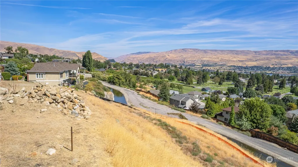 1861 Broadway Place Wenatchee WA 98801