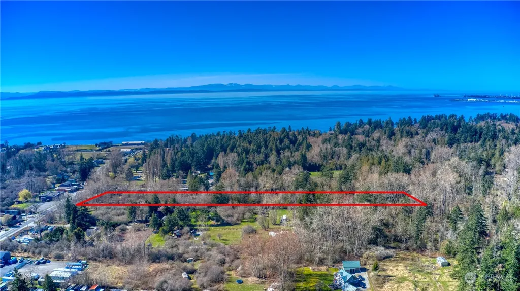 1438 Gulf Road Point Roberts WA 98281