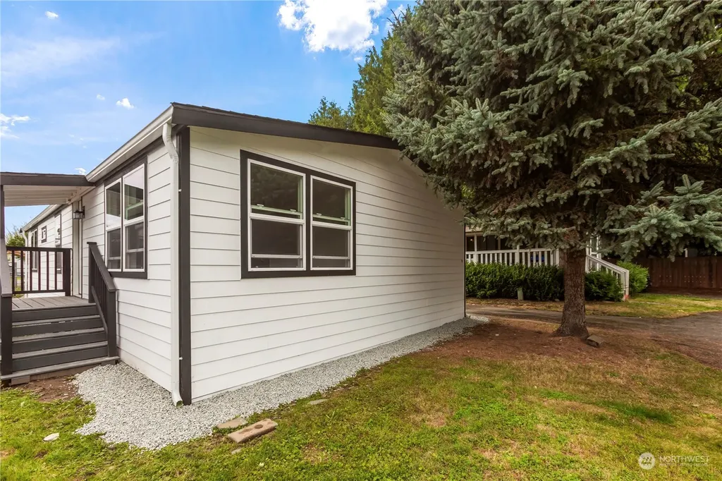 15806 54th Street Ct E Sumner WA 98390