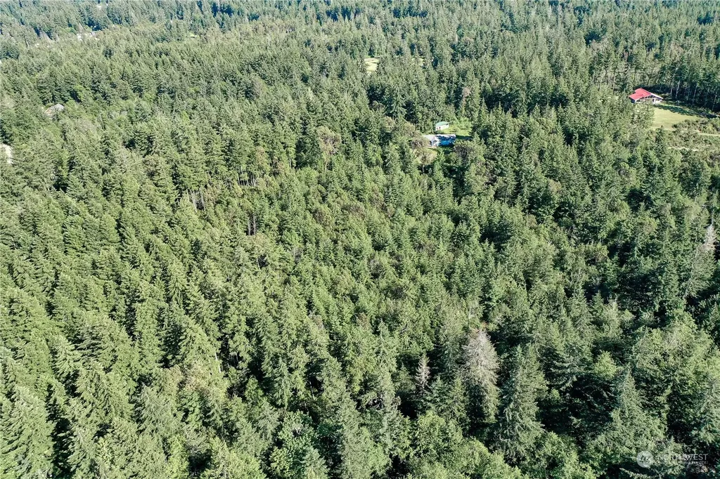 1415 208th Avenue SW Lakebay WA 98349