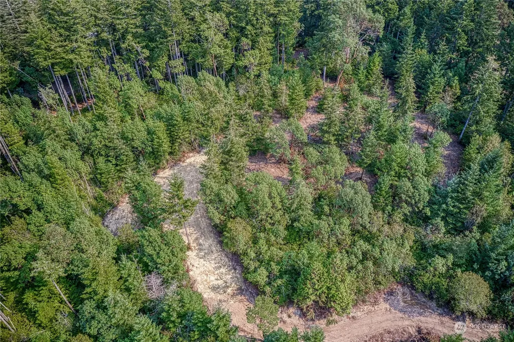 1415 208th Avenue SW Lakebay WA 98349