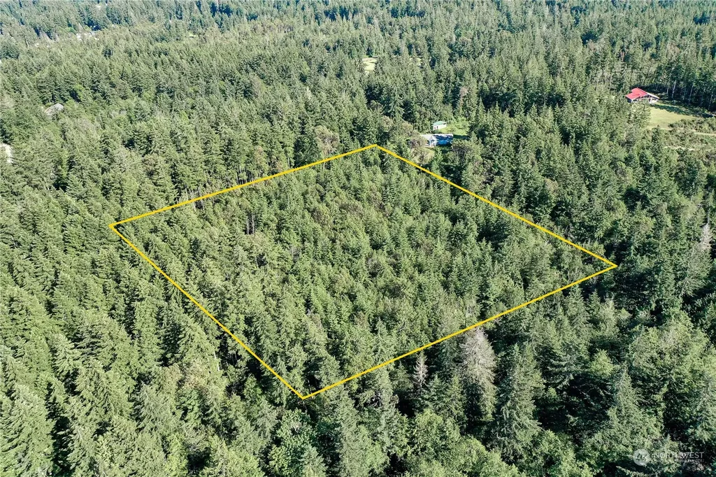 1415 208th Avenue SW Lakebay WA 98349