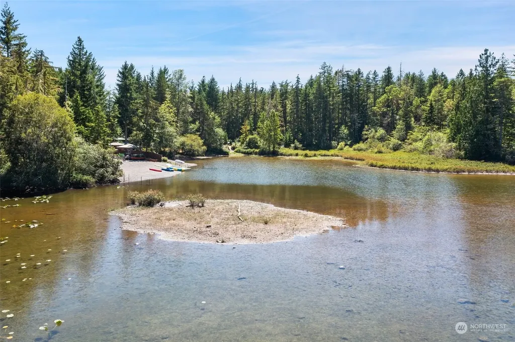 41 N Paradise Drive Lilliwaup WA 98555