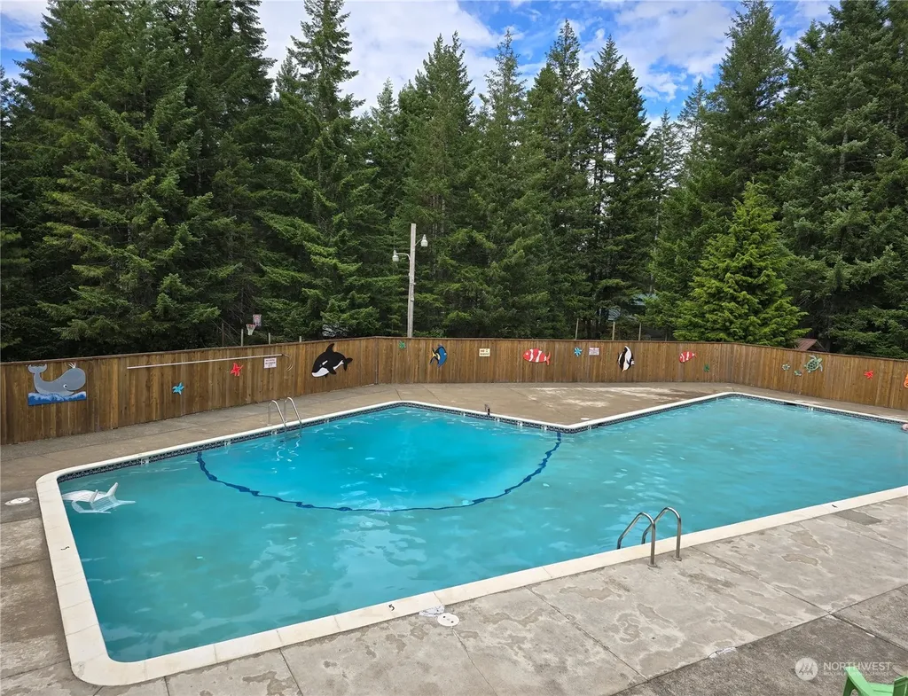 41 N Paradise Drive Lilliwaup WA 98555