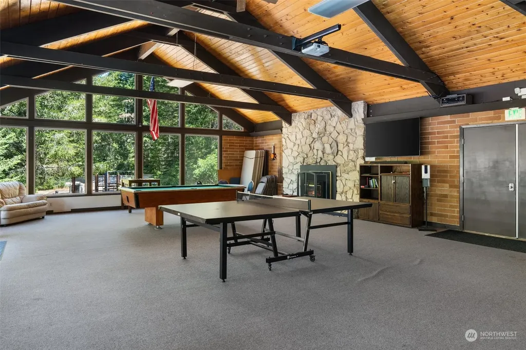 41 N Paradise Drive Lilliwaup WA 98555