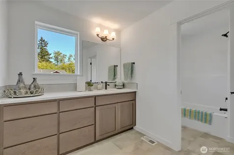 16212 76th Avenue Ct E Puyallup WA 98375