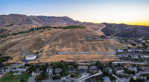 1 Broadway Place Wenatchee WA 98801