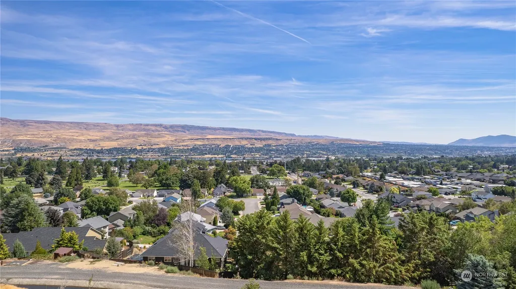 1841 Broadway Place Wenatchee WA 98801