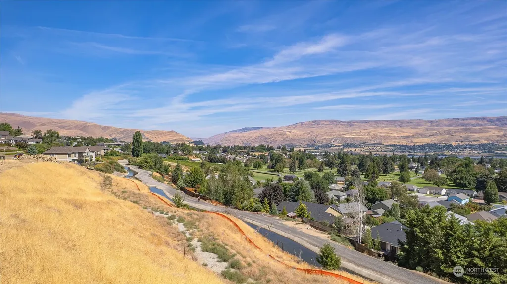 1841 Broadway Place Wenatchee WA 98801